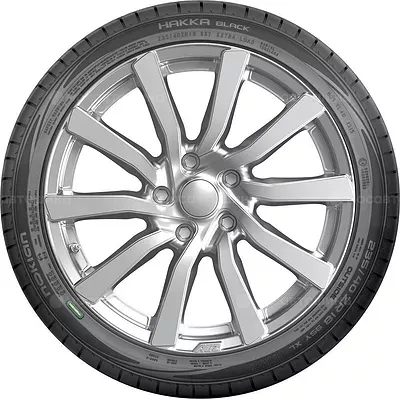 Nokian Hakka Black 245/45 R19 102Y XL Nokian Hakka Black 245/45 R19 102Y XL