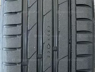 Nokian Hakka Z 235/45 R19 99Y XL Nokian Hakka Z 235/45 R19 99Y XL