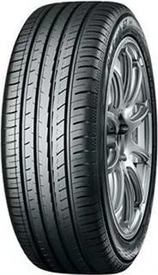 Yokohama Bluearth AE51E 215/65 R16 98H Yokohama Bluearth AE51E 215/65 R16 98H